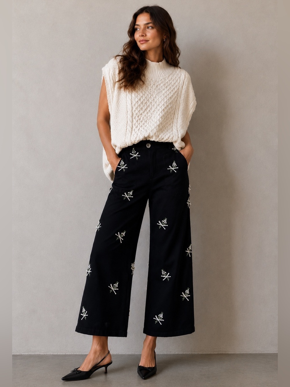 ANTHROPOLOGIE Maeve 3D Bouquets Crop Trousers Black Velvet NEW Floral